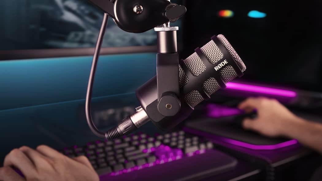 Dynamic Broadcast Microphone with Tripod Stand and XLR Cable K218