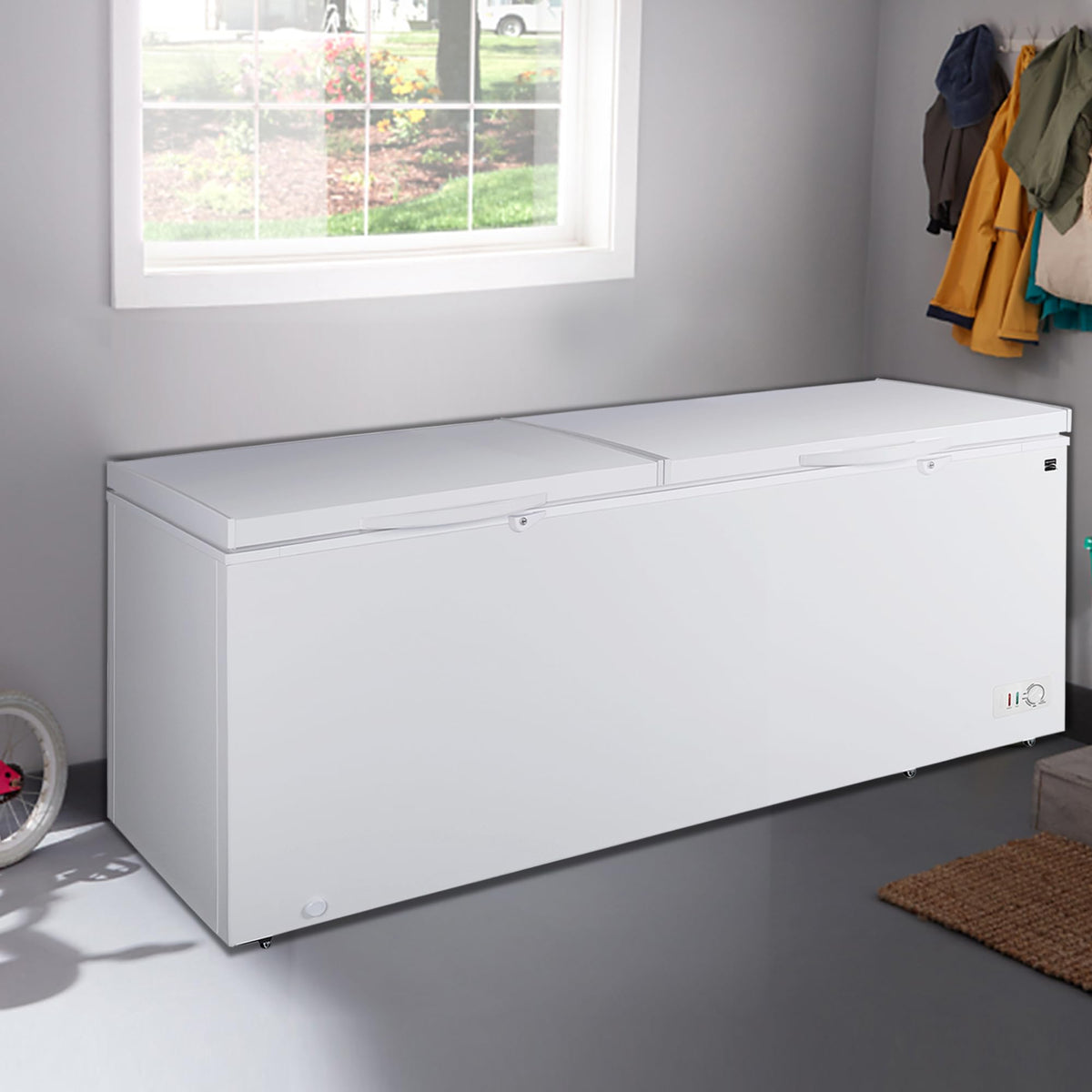 21.0 Cu Ft White Convertible Chest Freezer E743050