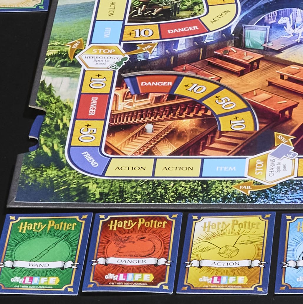Board Game 2 to 4 Players Ages 8+ P78388