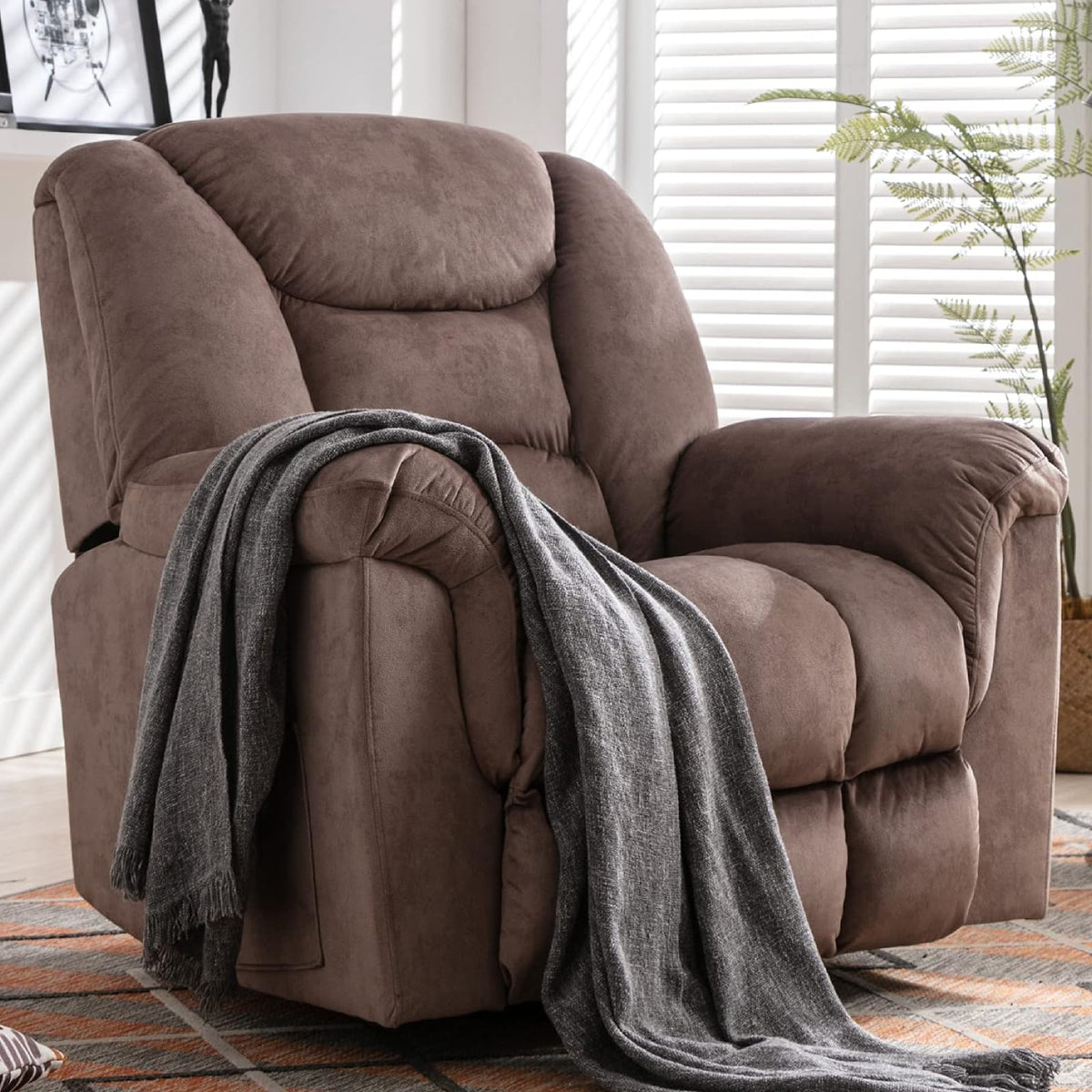Oversized Manual Swivel Rocker Recliner Chair R3426