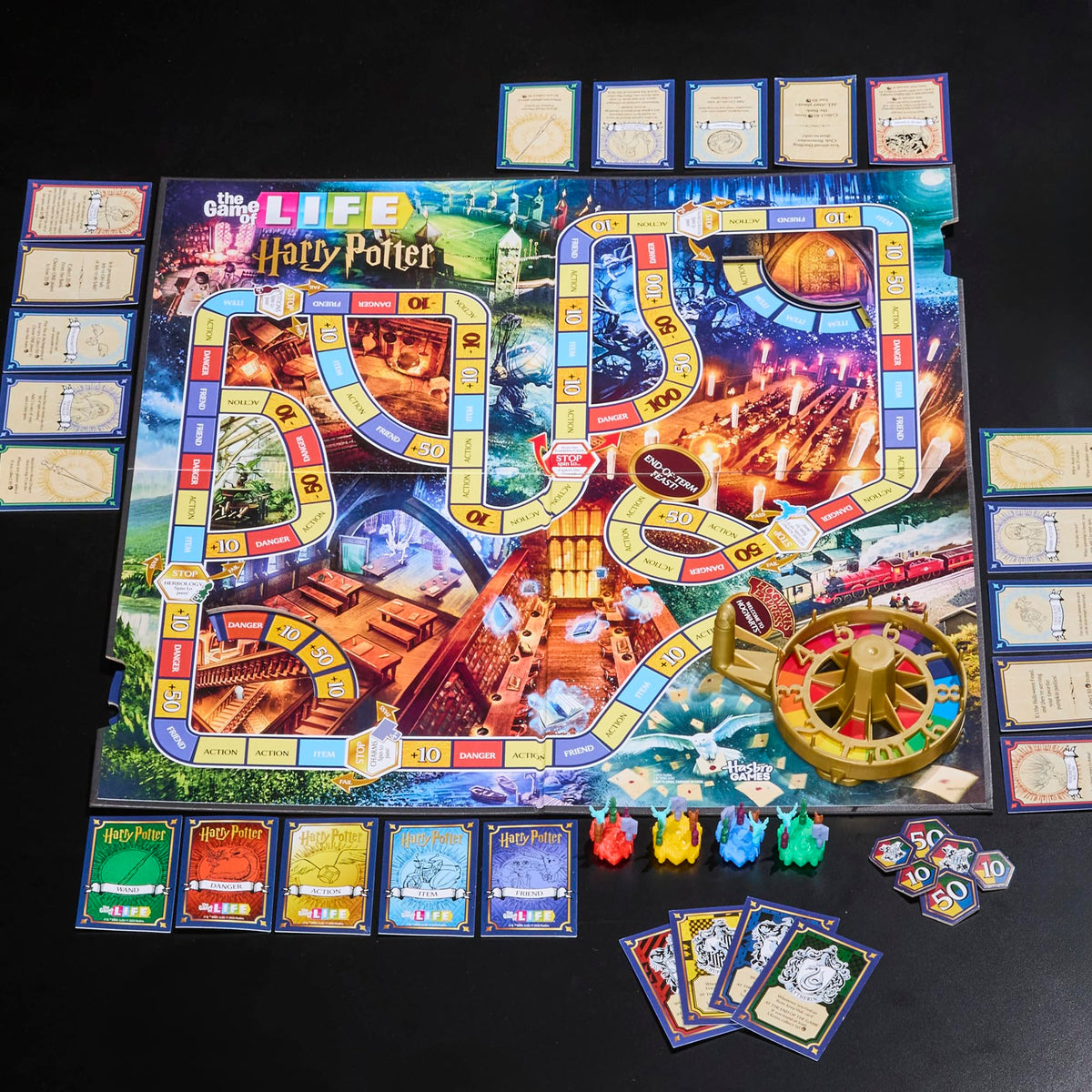 Board Game 2 to 4 Players Ages 8+ P78388